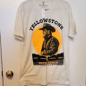 Yellowstone Tee Nwt